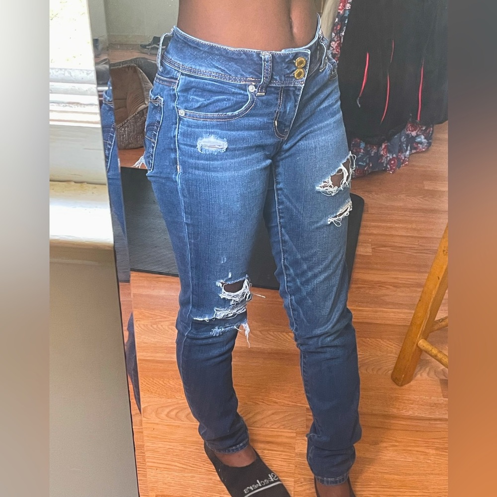 american eagle low rise jeans